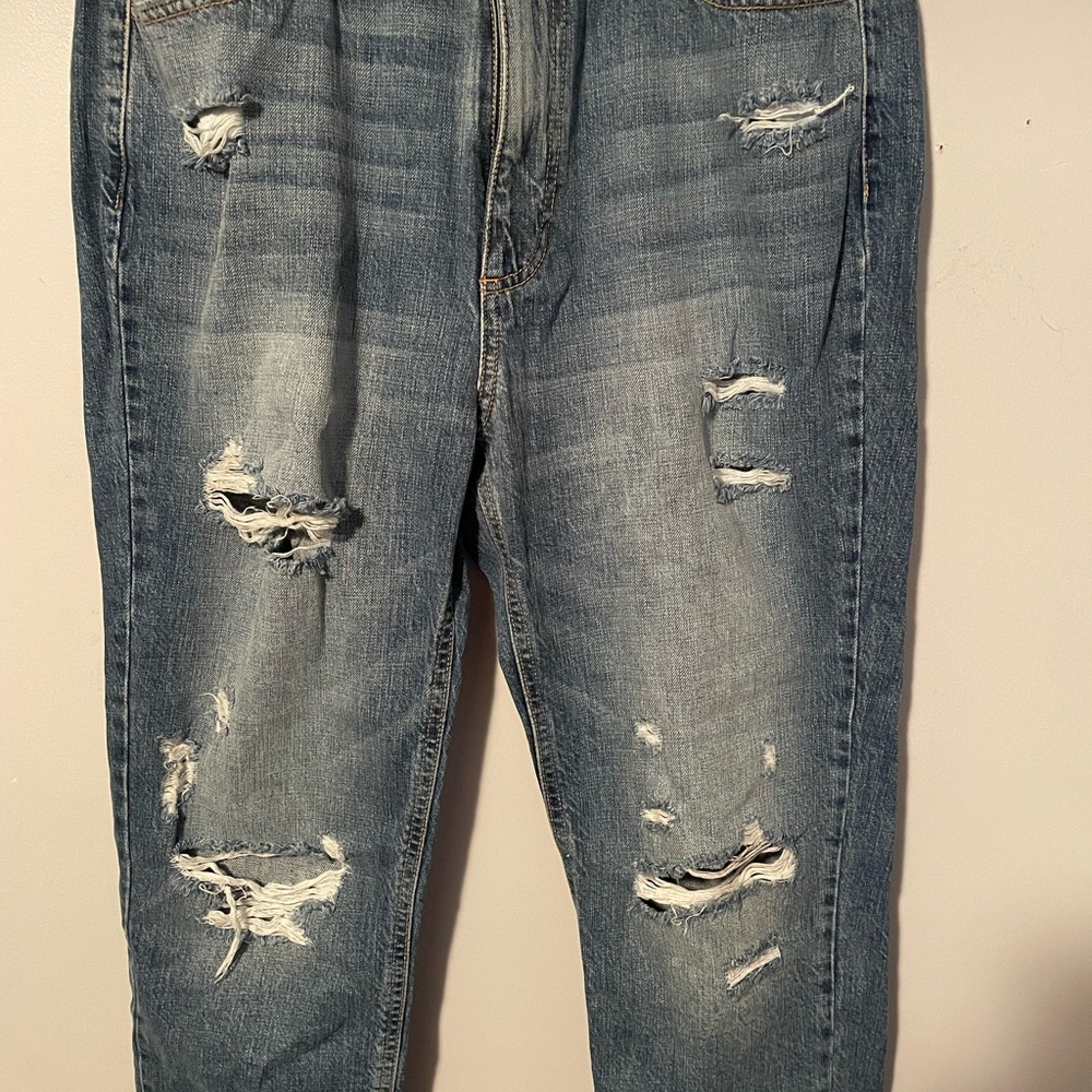 Distressed KanCan jeans